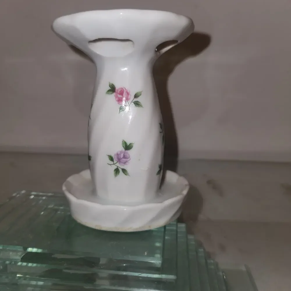 Lara Porcelain discover delightful